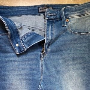 Abercrombie & Fitch Medium Wash Jeggings